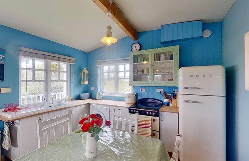Hayle Ski Chalet | A beautifully presented chalet with views over St Ives Bay.