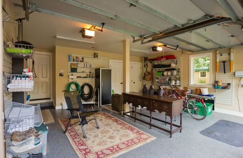 Crested Butte House | A Belle With a View - Luxury Four Bedroom + Loft in Town with Hot Tub