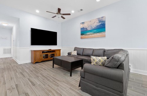Ocean Drive House | A Blessing from Above B -North Villa