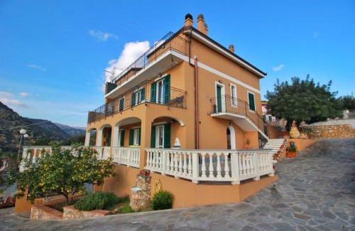 Borgio Verezzi House | A Carubba du Bungiurnu