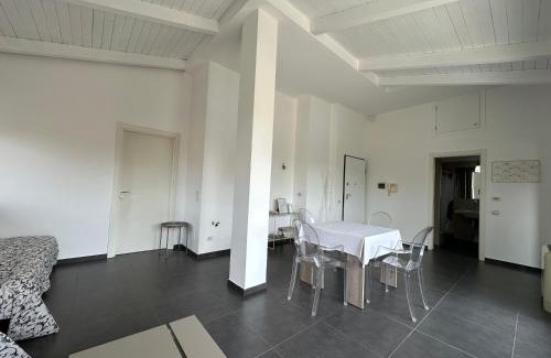 Borgo Dora Apartment | A casa di Manu - nuovissimo attico con terrazzo e box