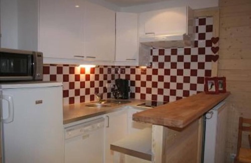 Courchevel Apartment | A charming and montain style appartement , 2 rooms for 6 persons Ski In & Out