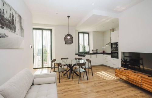 Hostalric Apartment | A charming getaway in a building full of history