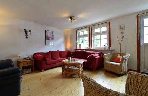 Elpe House | A comfortable, large house with WiFi in Hochsauerland, suitable for 14 persons