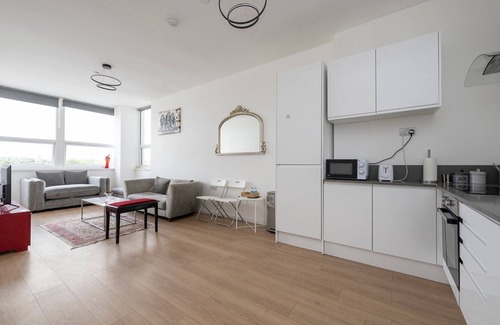 Smethwick Apartment | A comfortable place in West Bromwich