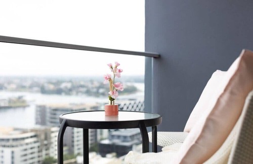 Sydney Central Business District Apartment | A Comfy & Spacious 2BR Apt Harbour View