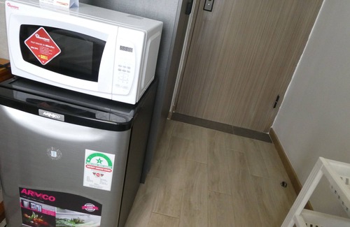 Nairobi Apartment | A Cozy King Studio Located a few Mins From Jkia, SGR and Nairobi Express way