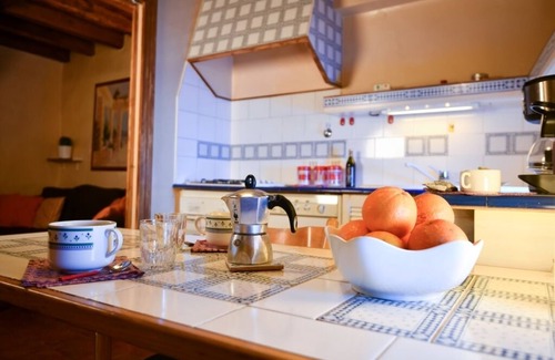 Rione VI Parione Apartment | A delightful miniloft within walking distance of everything
