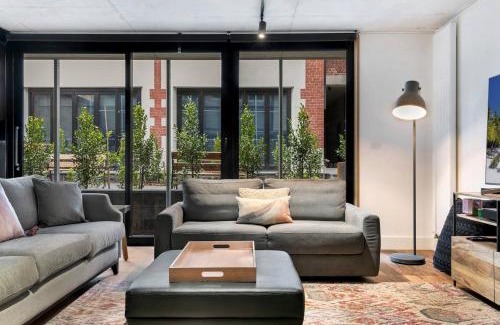 Fitzroy Apartment | A Designer's Dream in the Heart of Trendy Fitzroy