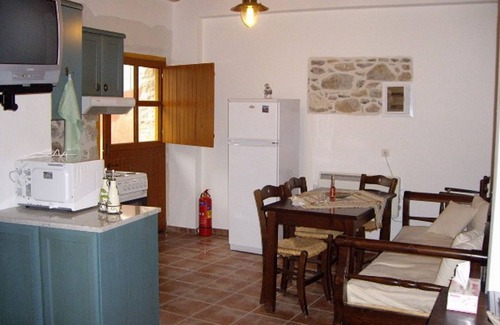 Faistos House | A Family Friendly Property for Nature, Beach and History Lovers