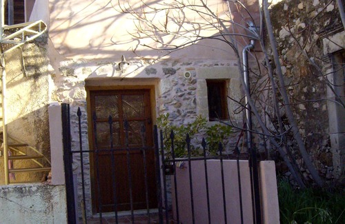 Faistos House | A Family Friendly Property for Nature, Beach and History Lovers