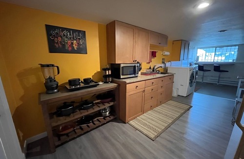 Southeast Magnolia House | A Gem In The Emerlad City - Spacious Room In The Heart Of The City