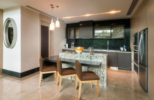 Villa Juarez House | A Grand Luxxe two-bedroom residential Loft
