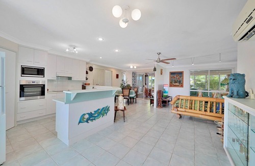 Bargara Apartment | A great escape nestled in the picturesque seaside town of Bargara