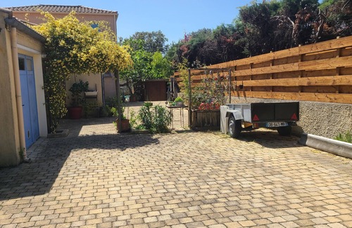 Cournonsec Villa | A haven of tranquility and freshness,