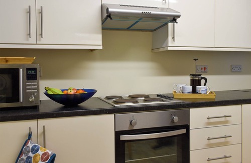 Porthmadog Cottage | A hidden gem tucked away in the heritage area of town.