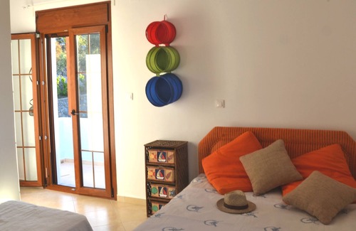 Leros House | A holiday home for individualists