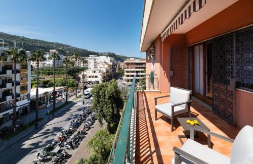 Sorrento City Centre Apartment | A I R Sorrento Luxury House