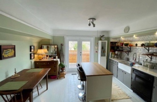 Fernwood House | A little Crow's nest in Fernwood