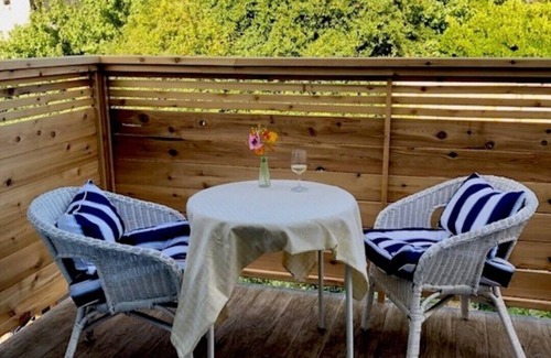 Fernwood House | A little Crow's nest in Fernwood