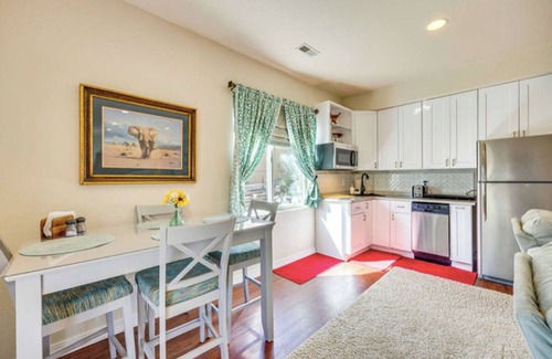 Northgate House | A Little Luxury near the AFA and Ford Amphitheater
