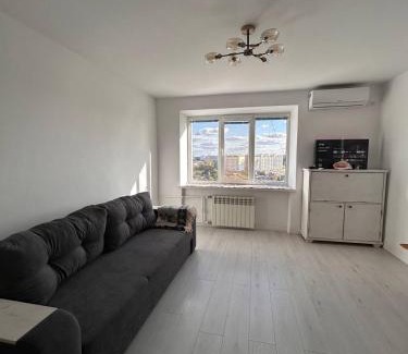 Sukhinovka Apartment | A Living Room Двокімнатна квартира біля Макдональдса Безконтактне заселення