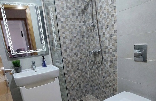 Les Jardins de l'Aouina Apartment | A Louer par Nuitée Apparemment Meublé Neuve