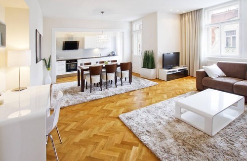 Nove Mesto Apartment | A Luxurious 2 Bedrom 2 Bathroom Apt With A/C + Balcony Behind National Theater