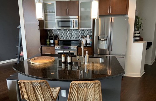 Downtown Denver House | A luxurious and elegant home in Denver’s most highly sought after high rise!