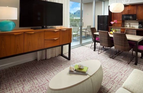 Lihue Resort | A Luxury 1 Bedroom in Villa in Marriot's Kauai beachfront resort.