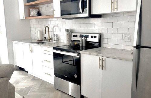 Saratoga Springs Apartment | A luxury studio apartment on broadway in Saratoga Springs!