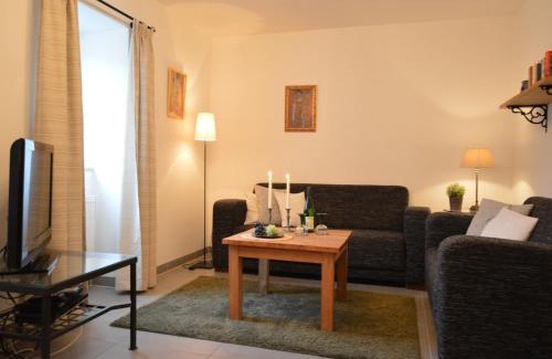 Moselkern Apartment | A modern holiday home by the River Mosel