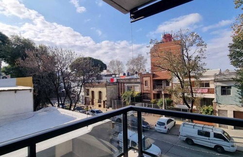 Pocitos Apartment | A modern loft with a smart key system, located close to a Mall and beaches.