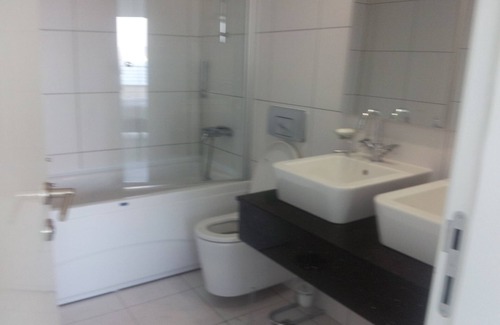 Kiyikislacik Apartment | A modern to bedroom luxury apartment, in a resort overlooking the Aegean Sea.