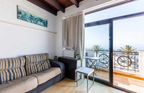 Caleta de Velez Apartment | A&N Seaport 3A