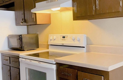 Huntsville Condo | A neat condo 8 minutes away from Down Town and Mall, and nearby many restaurants