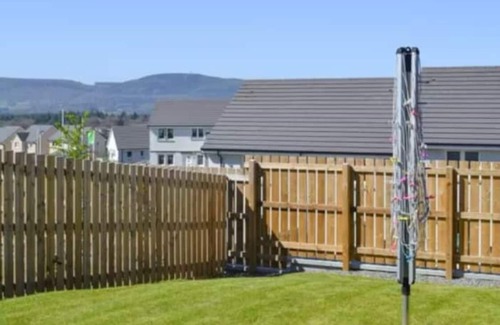 South Galson House | A new build close to all routes.
