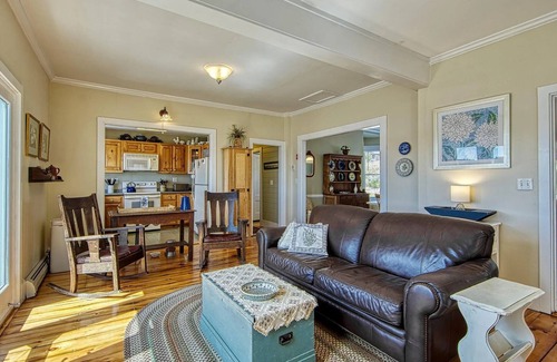 Stonington House | A+ on Harbor w/8 Kayaks, Deck, Patio, Beach, Walk To Town, Best Views