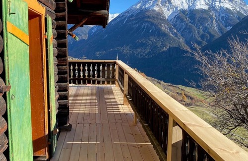 Sent Apartment | A paradise for those seeking peace and quiet who are prepared to forego the comforts of today.