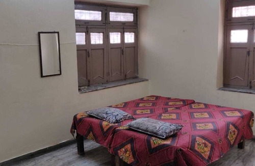 Varanasi Hotel | A perfect stay for family & friends.
