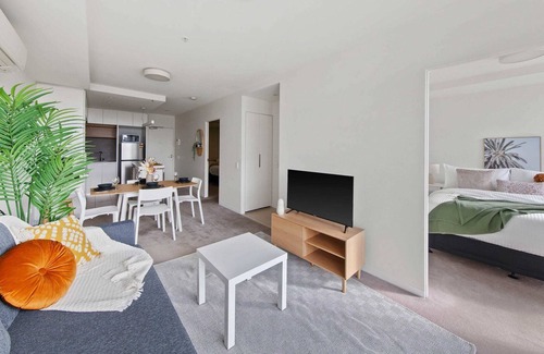 Abbotsford Apartment | A Plush & Cozy 2BR Apt Next to The Yarra River