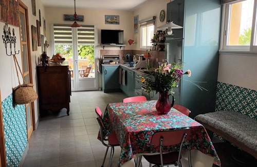 Cap d'Agde Villa | A pretty Mediterranean garden at Cap d'Agde