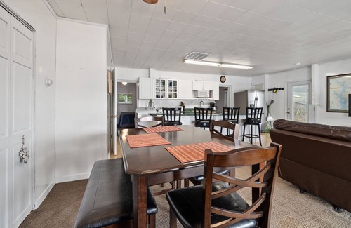 Mooresville House | A quaint and cozy lakefront getaway. Pet friendly and boat slip provided.