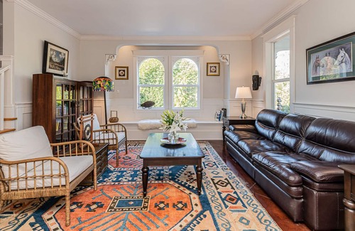 Saanich House | A quiet setting away from it all