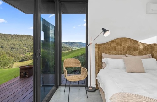Upper Kangaroo River House | A Romantic Couples Retreat with Simply Stunning Views