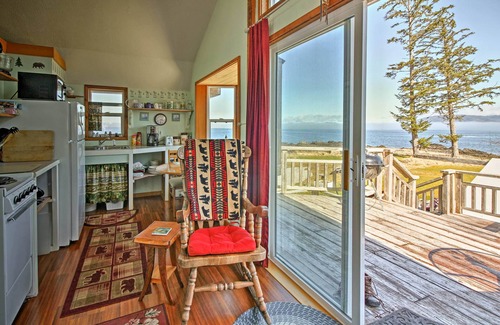 Coffman Cove Apartment | 'A Room with a View' Peaceful Retreat on PoW