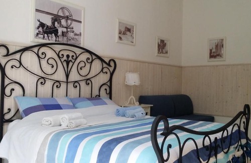 Mola di Bari House | A San Domenico N 80