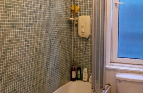 Gorgie Apartment | A small flat close to City Centre; one double-bedroom.