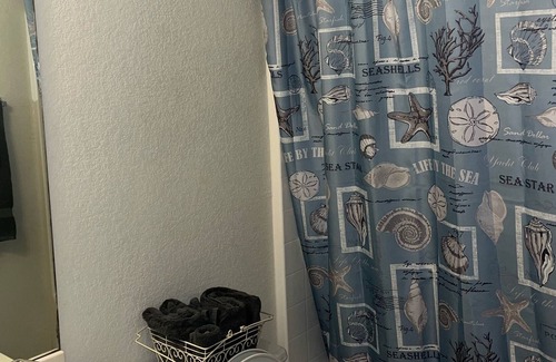 Killeen Apartment | A spacious, comfortable and quiet apartment and also, restaurants, supermarket..