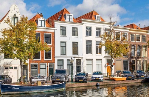 Leiden Bed & Breakfast | A special B&B in the Heart of Leiden